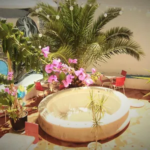 Hostal The White Butterfly Lagos